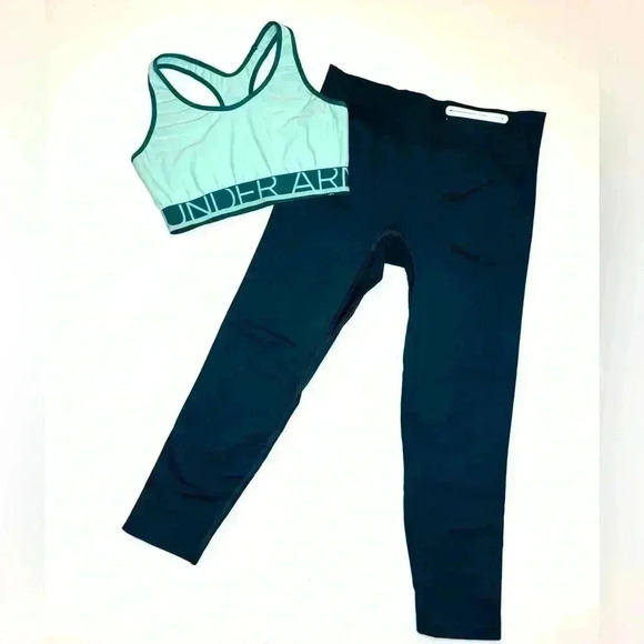 Under Armour Womens Set of 2 items.. 1 Sport Bra, 1 Sport Legging Size Small - Picture 2 of 10